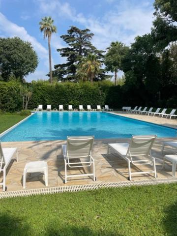 Апартаменты T2 Avec Terrasse Et Jardin Канны Экстерьер фото